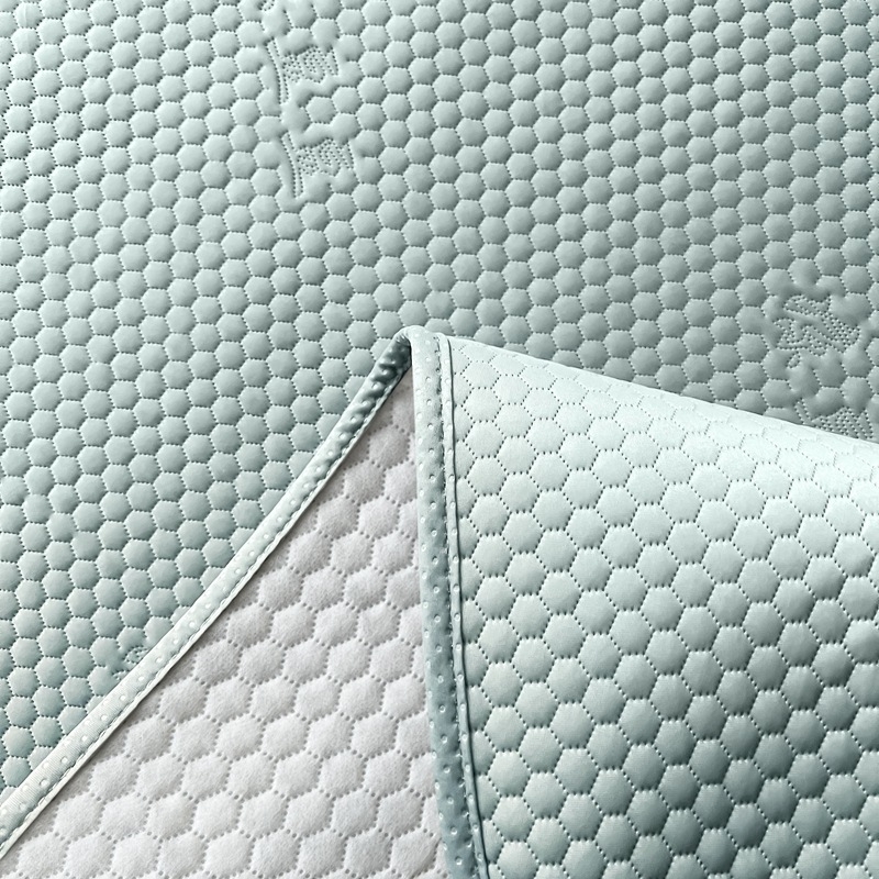 Set od tri posteljne podloge s rashladnim ice-silk materijalom, zaobljeni kutovi, perivo, za kućnu upotrebu, pogodan za krevete 1,5 m i 1,8 m