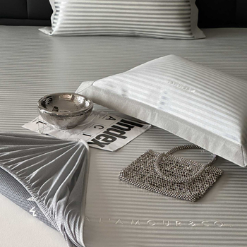 Trys dalių ledinio šilko kilimėlio rinkinys, dryžuotas, antibakterinis, sulankstomas, išsiuvinėtas, skirtas motinai ir kūdikiui