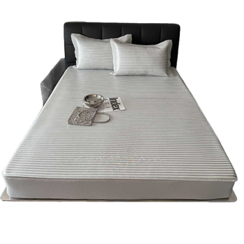 Trys dalių ledinio šilko kilimėlio rinkinys, dryžuotas, antibakterinis, sulankstomas, išsiuvinėtas, skirtas motinai ir kūdikiui