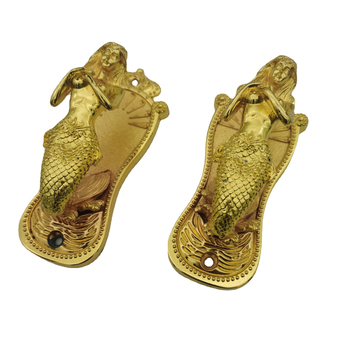 AM8 zidni kukica od cinkovog legura; Tip: zidni kukica; Materijal: cinkov legura; Pogodno za sve vrste zavjesa; Uključuje: 4 vijka i 4 proširivača