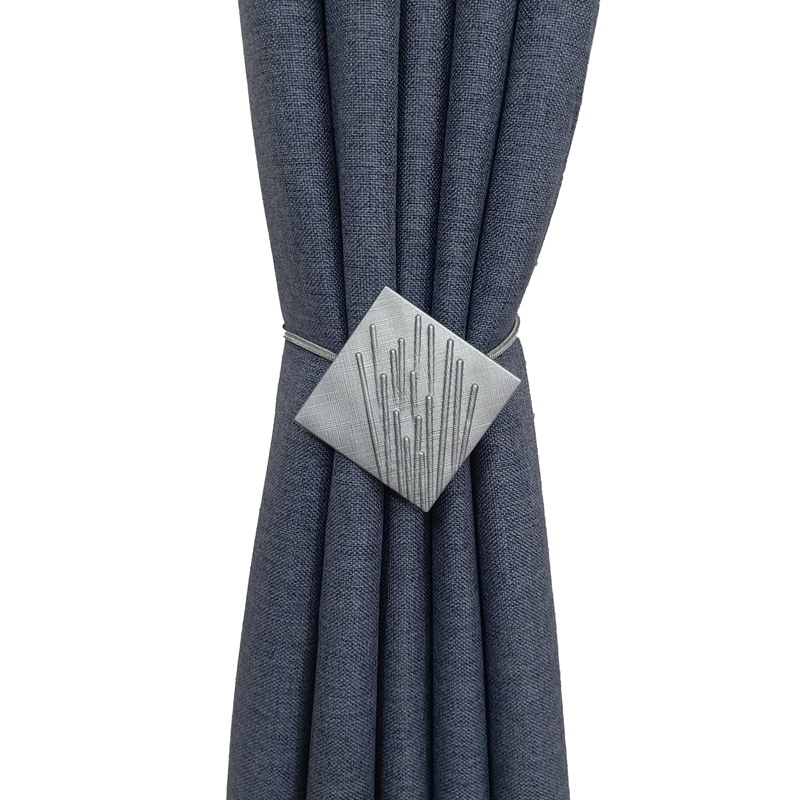 Zavesna kopča, metalna, prilagodljiva, moderni minimalistički stil (Metal; customizable; modern minimalist)