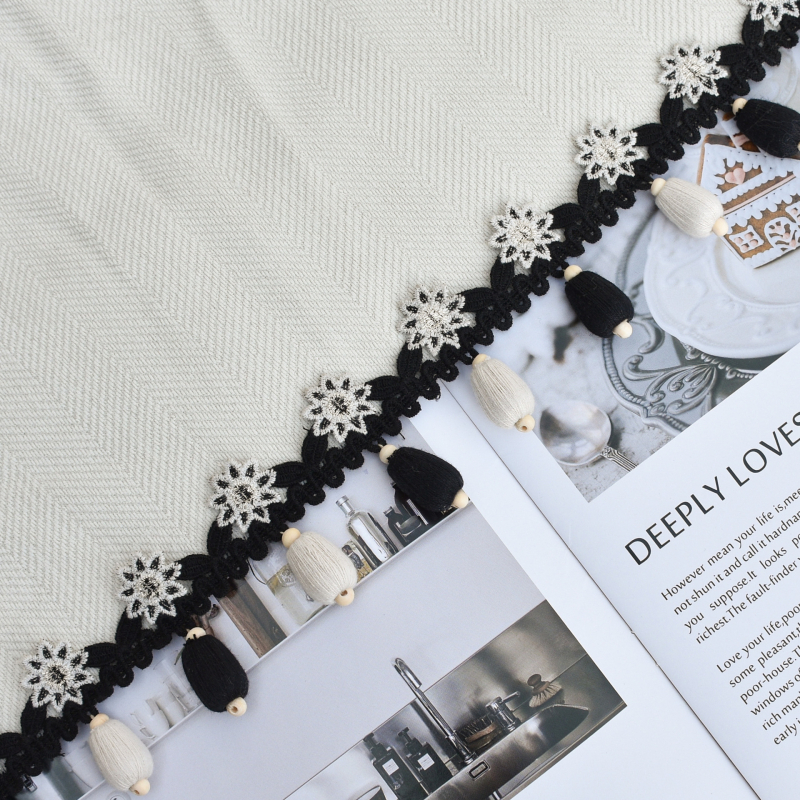 Läike pitsäär kardinate jaoks koos puidust helmidega lilleapplikatsiooniga, polüester, Eastward trace, kohandatav, kaasaegne minimalistlik stiil