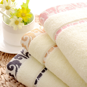 Pamučni jacquard ručnici s uzorkom oblaka, 32 vlakana, težina 100–120 g