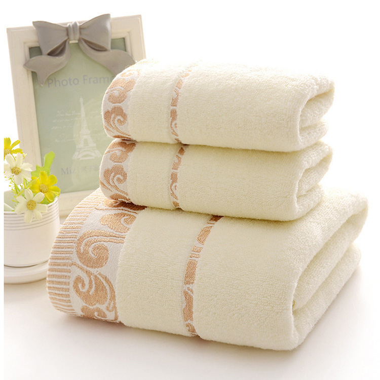 Pamučni jacquard ručnici s uzorkom oblaka, 32 vlakana, težina 100–120 g
