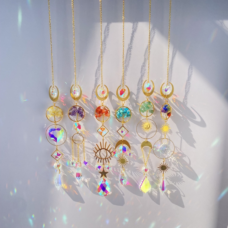 Kristály napfogó prismás medál, Életfa motívummal, prizmás dizájn (Kristály, kristálykő, kínai stílus, ajándékhoz kész)