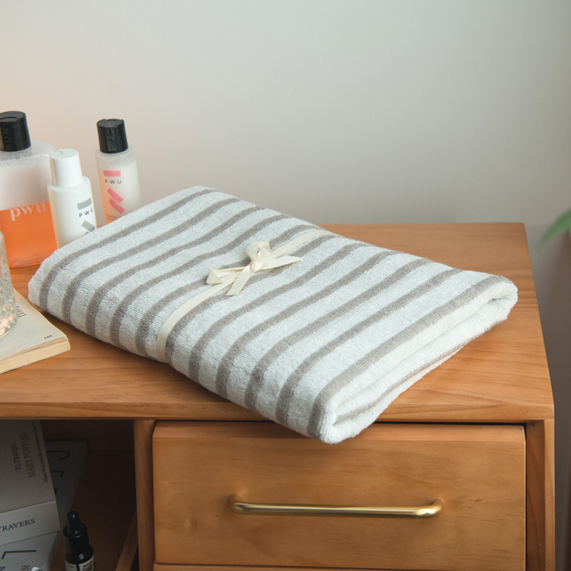 Prosop de baie pentru hotel, bumbac, în dungi, 320 g, absorbție înaltă (5–10 s), țesătură din fire, jacquard/țesătură simplă