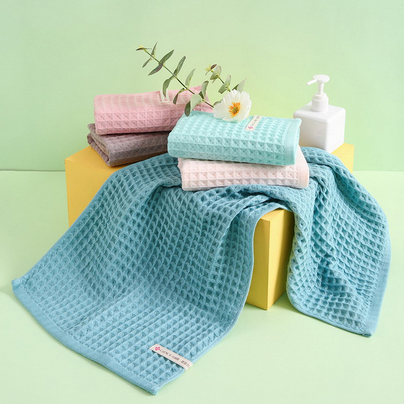 Prosop de față din bumbac, țesătură plată, 32 fire, 50–80 g, moale și absorbant, pentru uz casnic