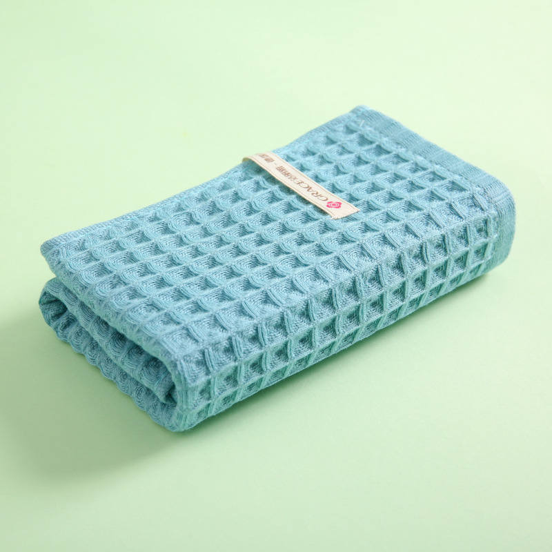 Prosop de față din bumbac, țesătură plată, 32 fire, 50–80 g, moale și absorbant, pentru uz casnic