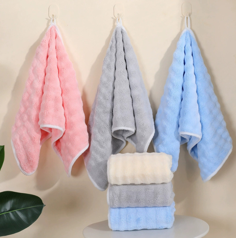 Bubble Velvet ručnik za kupanje i lice, koralni pliš, 32 niti, jednostavna tkanina, 80–100 g