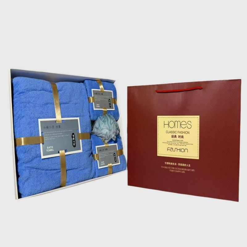 Комплект кърпи от коралов велур със лого, 4 части в подаръчна кутия, 1000 g, възможност за персонализиране, марка Qiaoman