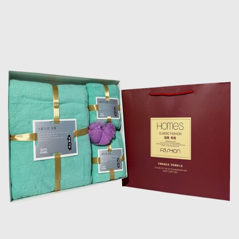 Комплект кърпи от коралов велур със лого, 4 части в подаръчна кутия, 1000 g, възможност за персонализиране, марка Qiaoman