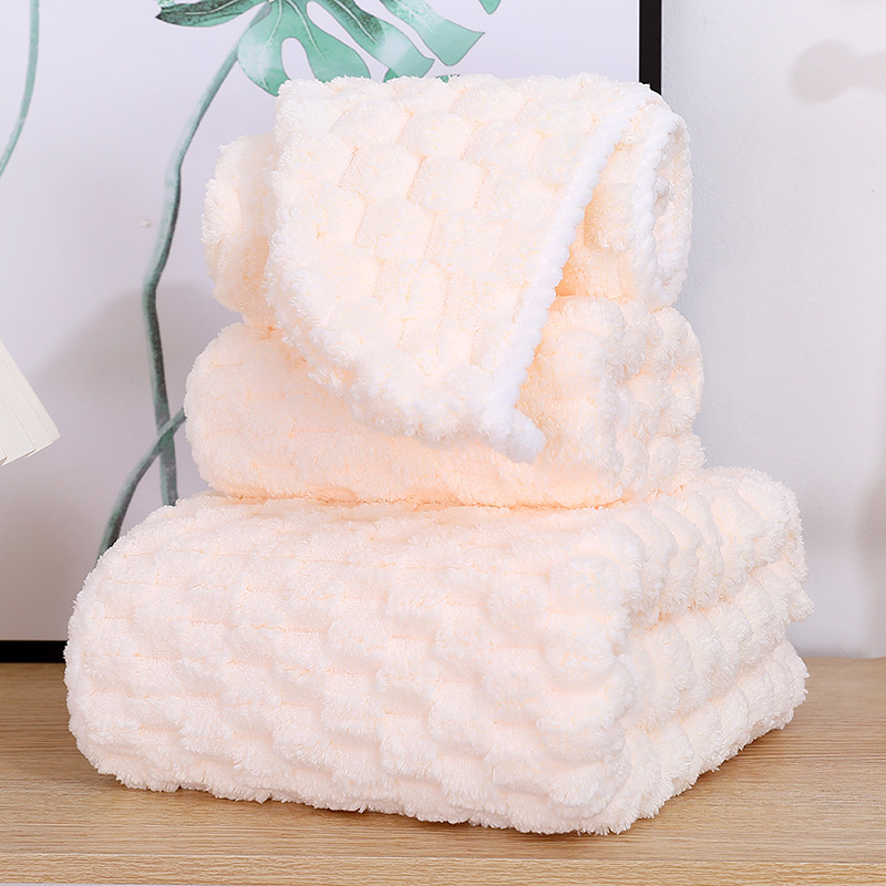 Комплект хавлии за баня с шапка за сушене на коса, коралов флис, плътни абсорбиращи кърпи за лице, облачен мрежест дизайн, в подаръчна кутия