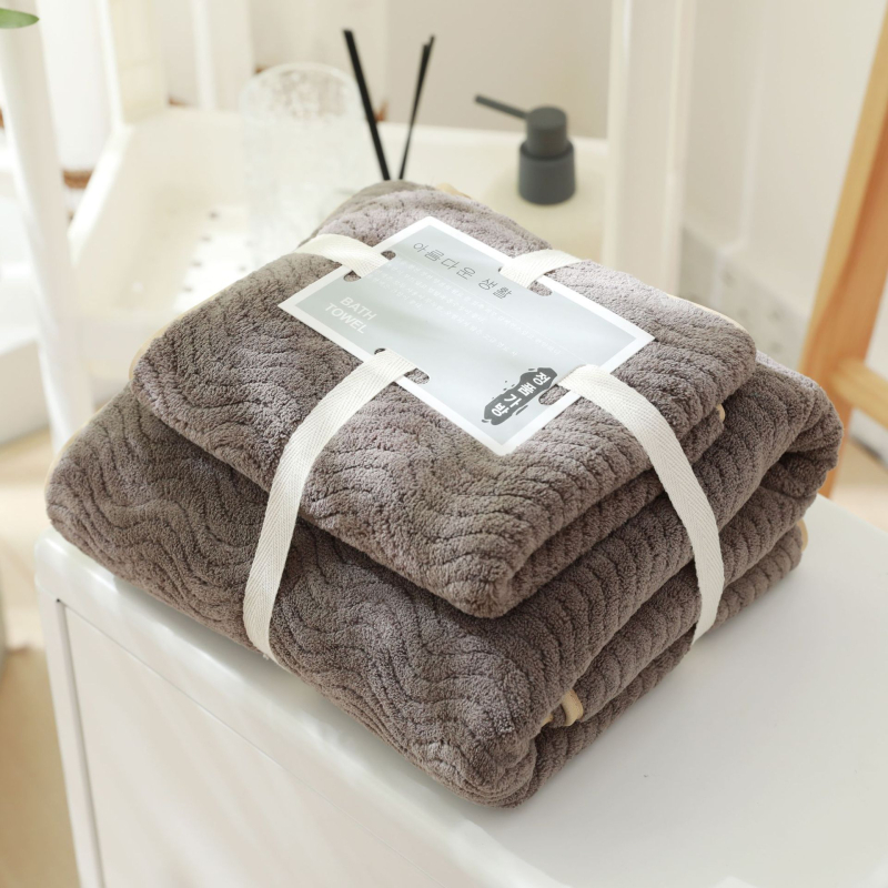 Комплект кърпи за лице и баня — меки корална флис кърпи, абсорбиращи, кожa-дружелюбни, Jacquard тъкан, 82% полиестер, 280 g/m²