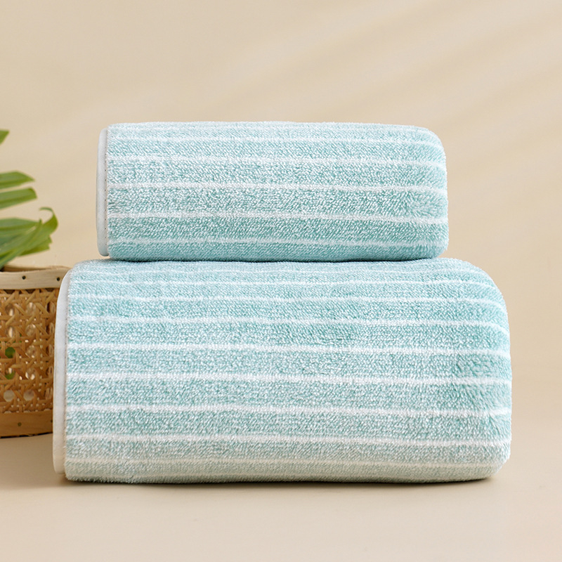 Set de prosoape pentru față din coral fleece, în cutie cadou, 32s fire, 110 g, imprimare logo, personalizare disponibilă