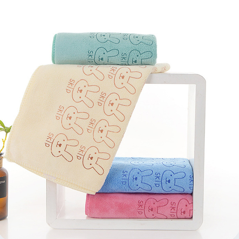 Микрофибърна кърпа за деца с принт на зайче, бързосъхнеща, 80–100 г