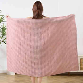 Памучно вафелено одеяло, едноцветен дизайн; тегло 800–999 г; всесезонно; модерен минимализъм