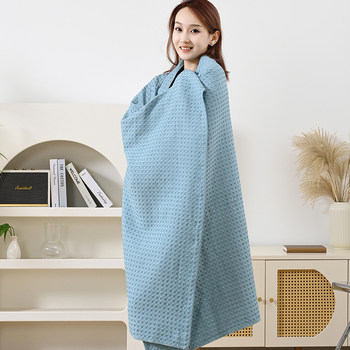 Памучно вафелено одеяло, едноцветен дизайн; тегло 800–999 г; всесезонно; модерен минимализъм