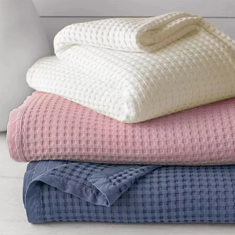Βαμβακερή κουβέρτα βάφλα – μονόχρωμη εμφάνιση – 800–999 g – για όλη τη σεζόν – σύγχρονος απλός σχεδιασμός