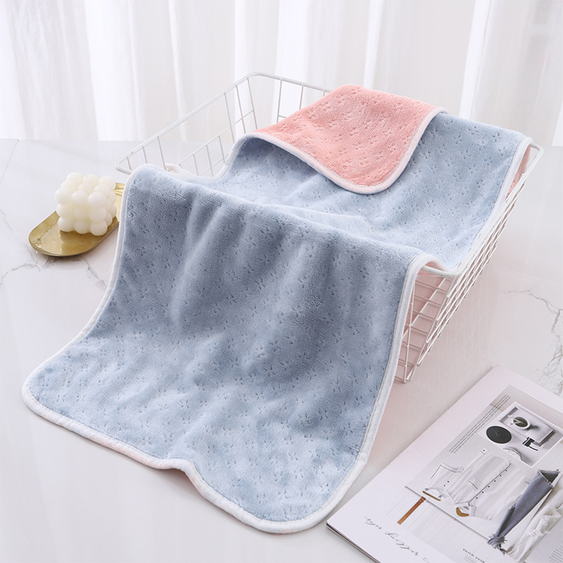 Dvoslojna deka-ručnik od coral fleece za kupaonu, 500 g+, 150D vlakno, šivanje, mogućnost prilagođavanja