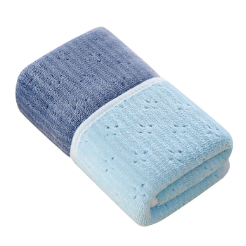 Ručnik za lice, koralni flis (Brand: Jade face; Materijal: koralni flis; Apsorpcija: 0–5 s; Težina: 100 g)