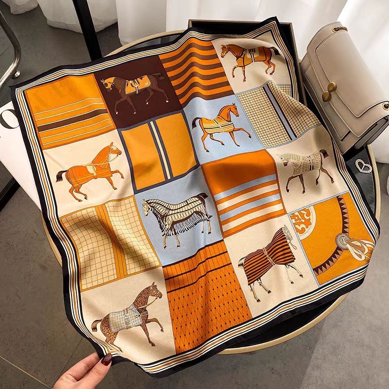 Șal pătrat din mătase, dungi – finisaj satin, 100% mătase, țesătură twill, imprimare digitală