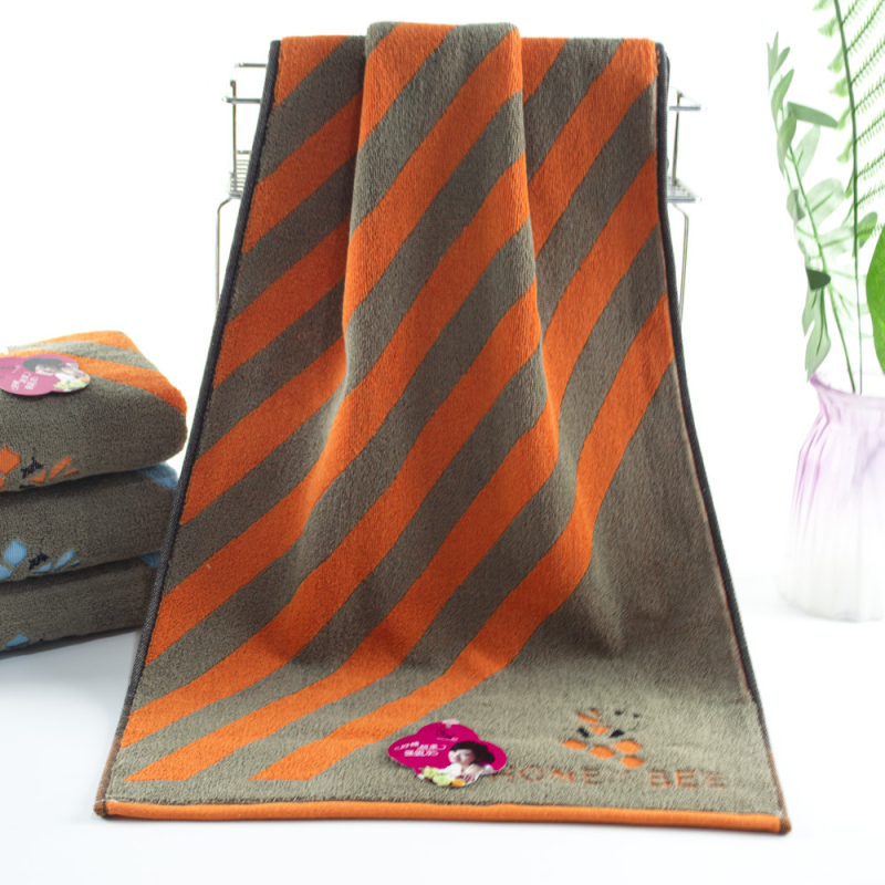 Fiber Love Pamučni Jacquard ručnik, debeo i mekan, 120–140 g, 32s pređa