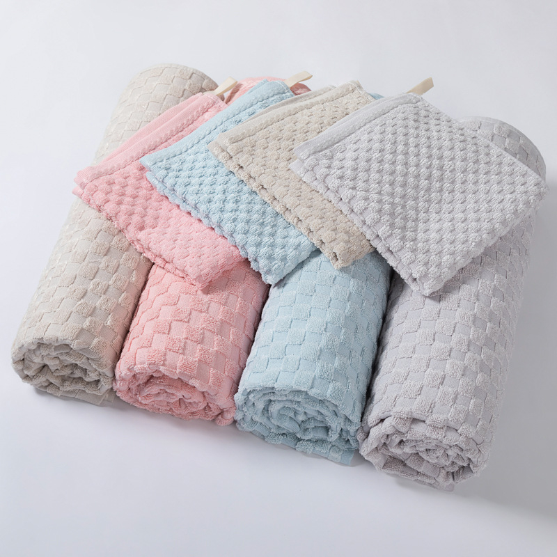 Prosop pătrat din fibră de bambus, fir 32, țesătură Jacquard, 60 g, absorbție de apă 0–5 s