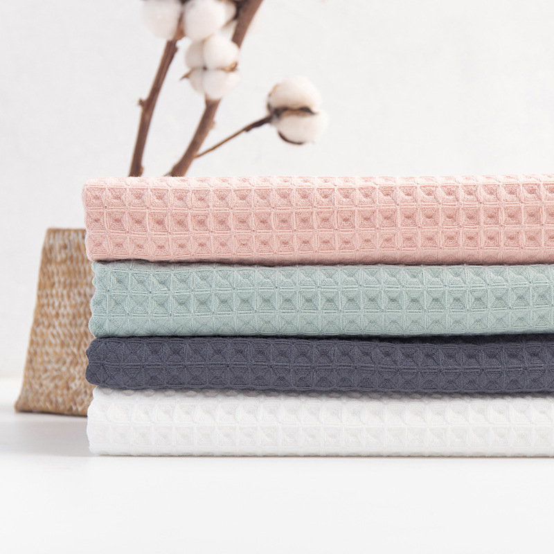 Set ručnika za kupanje od 100% pamuka, dvostruko slojena waffles uzorak medne saće, tri komada: kvadratni ručnik 34x35 cm, ručnik 35x75 cm, ručnik za kupanje 140x70 cm; upija i nježan prema koži.