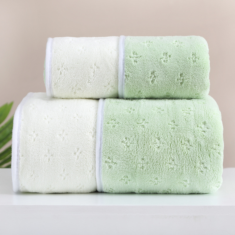 Ručnik za lice od coral fleecea, dvostrani, debeli, vrlo upijajući, vlakna 150D, težina 120–140 g, rub šivan