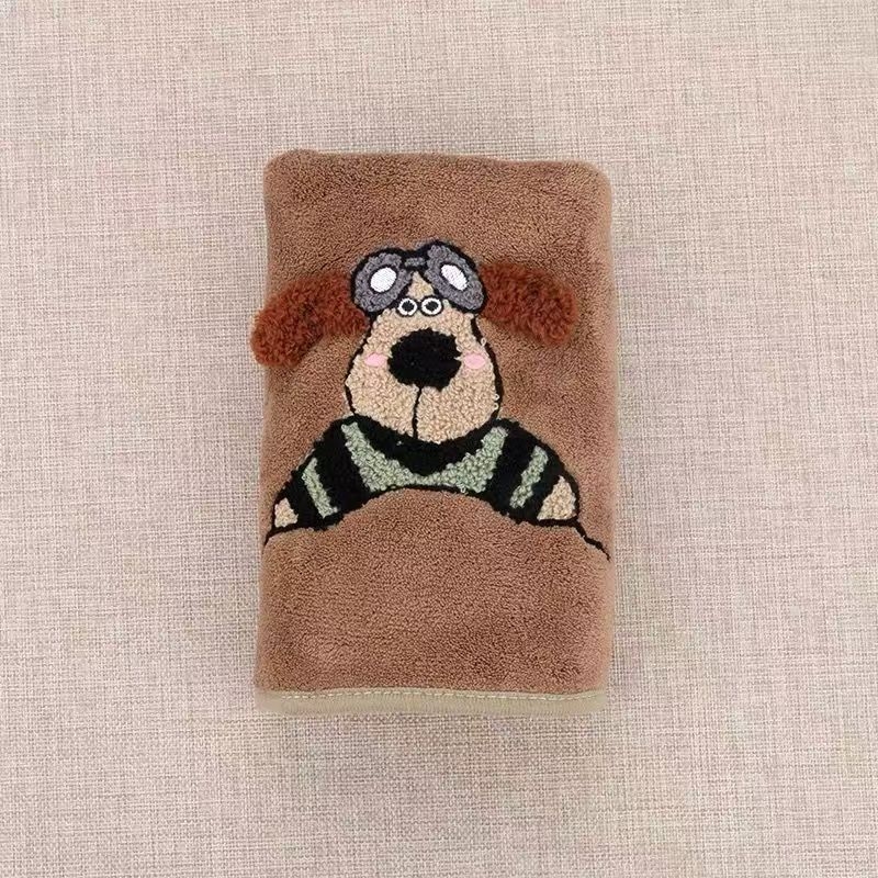 Set de prosoape din fleece coral, moi și absorbante, cu design cu un cățeluș pilot; prosoape de față și de baie, 150d fir, greutate 200 g/m2, broderie și tiv