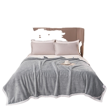 Poliesterska fleece deka, dvostrana, koral fleece, ispod 300 g, licencirana privatna marka