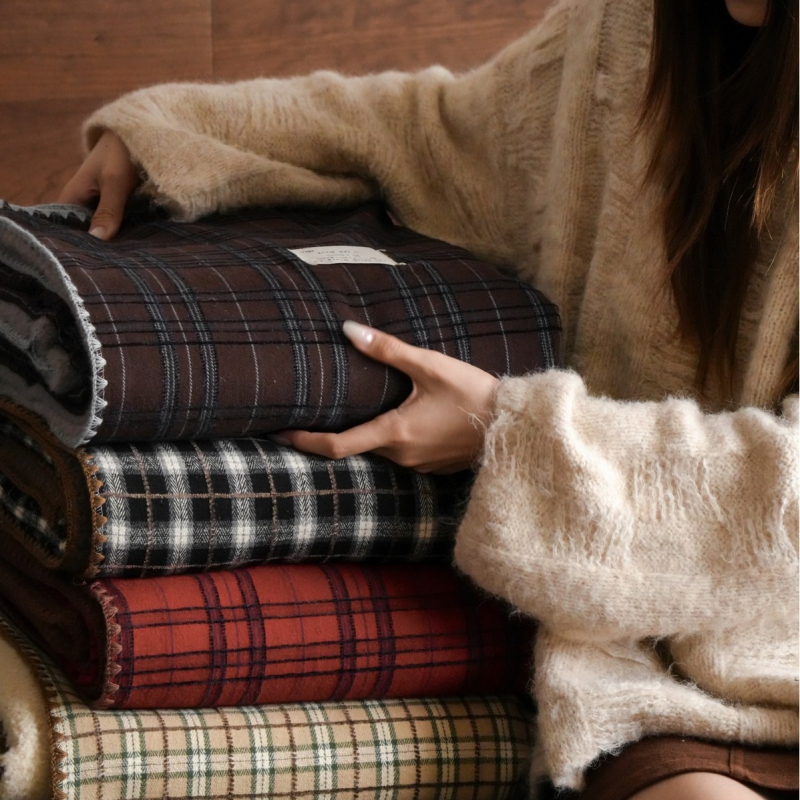 Покривало за диван – Vintage стил, райета, за всички сезони, 300–499 г, едната страна 100% памук, друга страна бионична овча пълнеж