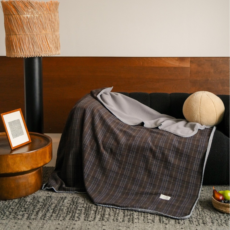 Покривало за диван – Vintage стил, райета, за всички сезони, 300–499 г, едната страна 100% памук, друга страна бионична овча пълнеж