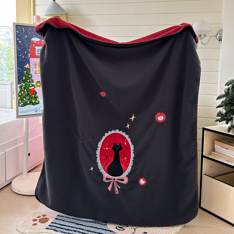 Božićna pliš deka s imitacijom vune, 180×210 cm, 100% poliester, crtani motiv, topla i mekana, za spavaću sobu ili kauč