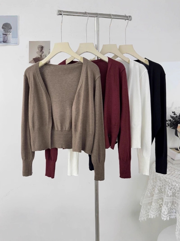 Ženski kardigan od Core Yarn vlakana, poliester, slobodan kroj, dugi rukavi, bez ovratnika, kratka duljina 40-50 cm, stil kardigana, minimalistički dizajn, japansko-korejski casual stil, zima 2025