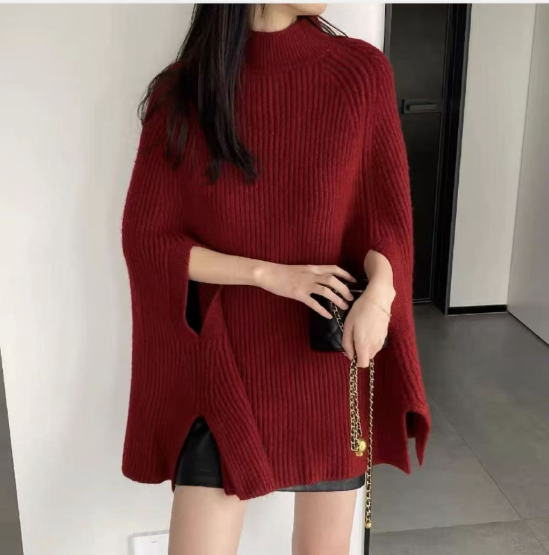 Кашмир пуловер с бат ръкав и пелерина — за жени