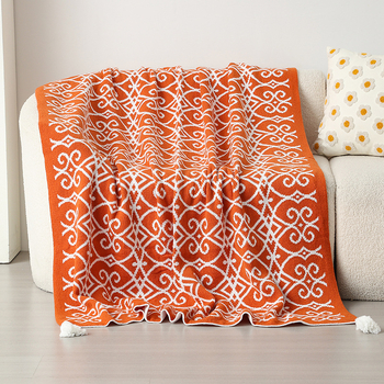 Akrilna pletena deka s geometrijskim uzorkom (za proljeće i jesen, težina 500–799 g, vrhunska kvaliteta, moderan minimalistički stil)