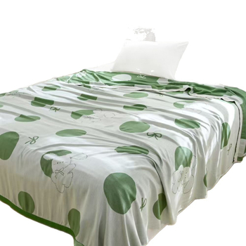 Bambusa šķiedras sega – multfilmu raksts, vasara, reaktīvā krāsošana, 0,55–1,0 kg