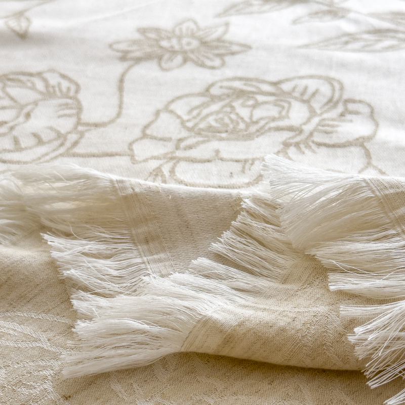 Lanena Jacquard deka s resicama, cvjetni uzorak, proljeće i jesen