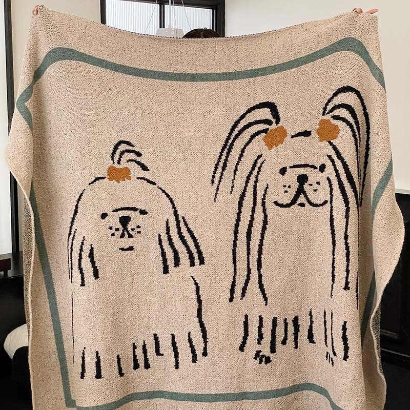 Soprantha Piena vilnas adīta sega – Karikatūru motīvs, 300–500 g, Visām sezonām