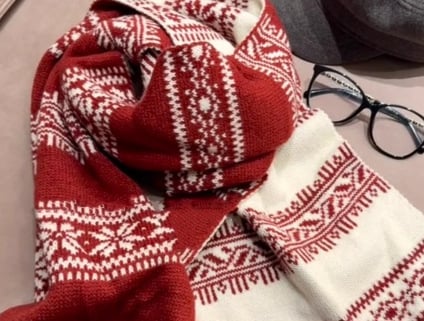 Плетен шал с жакардова шарка, имитационен кашмир, акрил и полиестер, топло за зимата, стил: универсален и минималистичен