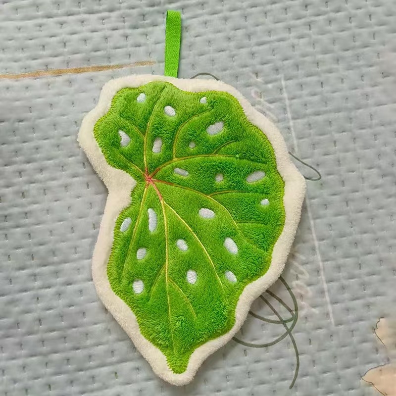 Koralni flis ručnik za ruke s izvezom, visi dizajn kuhinje i kupaonice, dekorativan • Tip: ručnik za ruke • Materijal: koralni flis • Težina: 30–50 g • Pređa: 80/20 poliester • Postupak: izvezeni