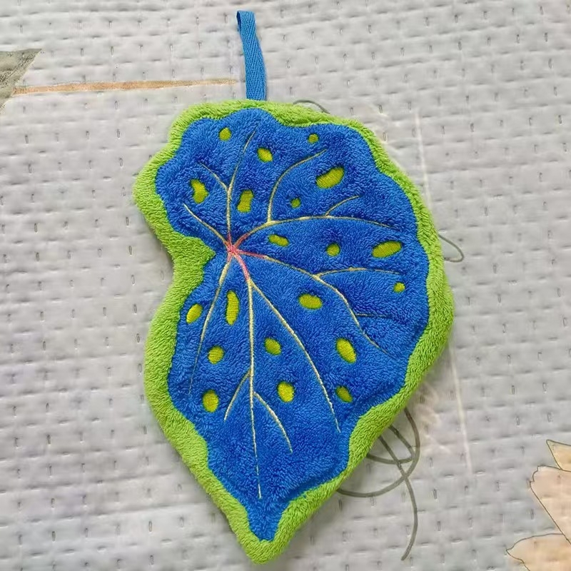 Koralni flis ručnik za ruke s izvezom, visi dizajn kuhinje i kupaonice, dekorativan • Tip: ručnik za ruke • Materijal: koralni flis • Težina: 30–50 g • Pređa: 80/20 poliester • Postupak: izvezeni