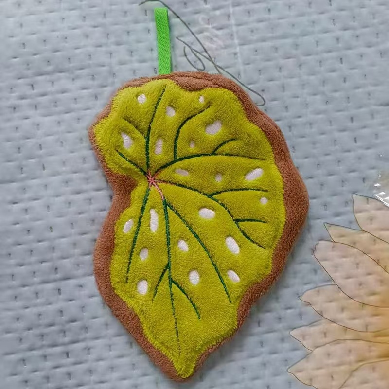 Koralni flis ručnik za ruke s izvezom, visi dizajn kuhinje i kupaonice, dekorativan • Tip: ručnik za ruke • Materijal: koralni flis • Težina: 30–50 g • Pređa: 80/20 poliester • Postupak: izvezeni