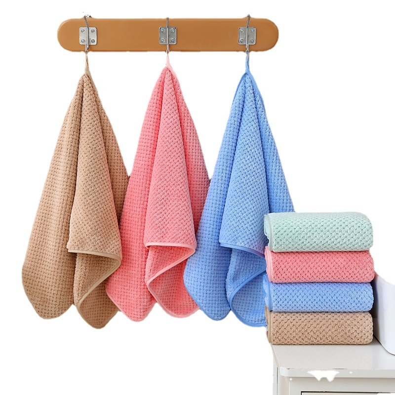Ručnik od Coral Fleece, visoka gustoća vlakana, šivani rub, upijajući ručnik za sušenje kose