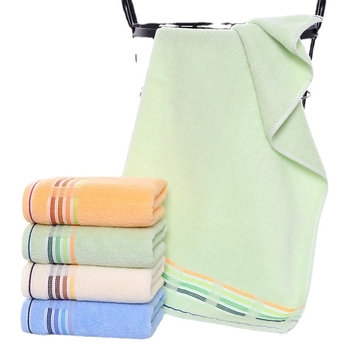 Ručnik za lice od 100% pamuka, 110 g, 32S pređa, ušiveni logotip, poklon kutija