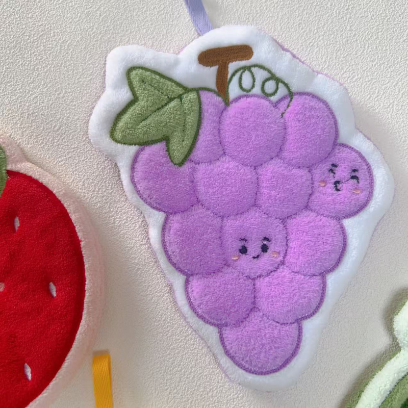 Ruční ručnik od koralnog flisa, viseći, 150D vlakna, obrub, 30–50 g