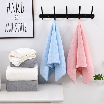 Korall plüss szegéllyel fürdőlepedő, 150D, varrott széle, 80–100 g, nedvszívó és gyorsan száradó