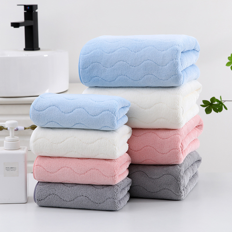 Korall plüss szegéllyel fürdőlepedő, 150D, varrott széle, 80–100 g, nedvszívó és gyorsan száradó