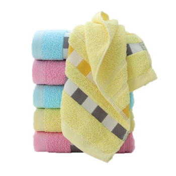 Prosop de față din bumbac cu logo imprimat — jacquard/țesătură simplă, 100–120 g, personalizare disponibilă